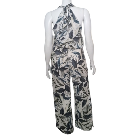 La Blanca Moment Of Zen Jumpsuit L White Gray Foliage Sleeveless Cover Up NEW - Picture 2 of 9